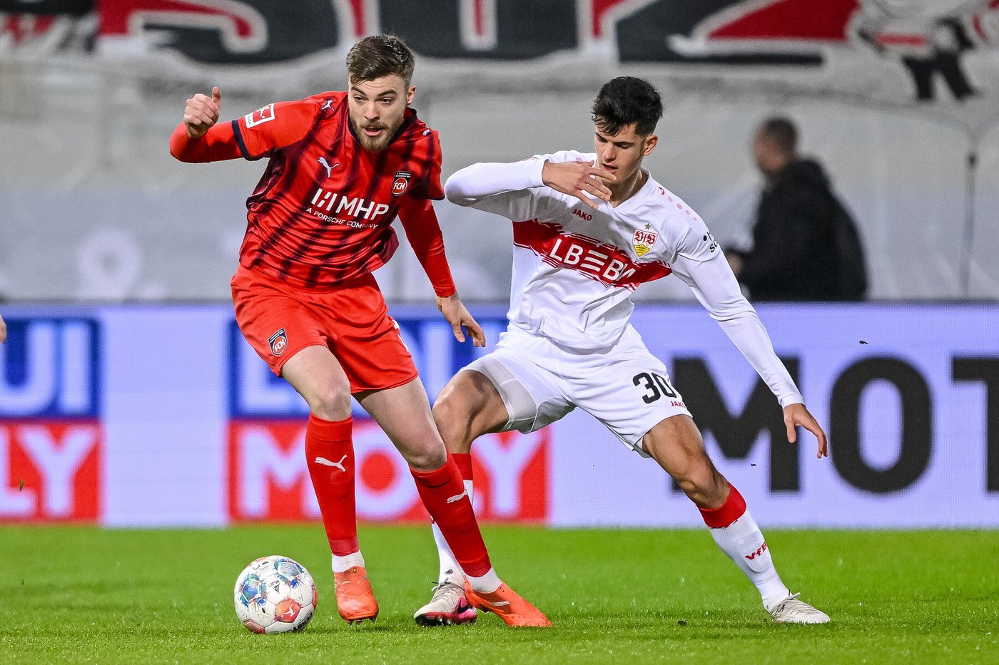 Stuttgart rescues 3-3 draw as Bundesliga relegation scrap impacts Champions League race | iNFOnews.ca Stuttgart rescues 3-3 draw as Bundesliga relegation scrap impacts Champions League race | iNFOnews.ca