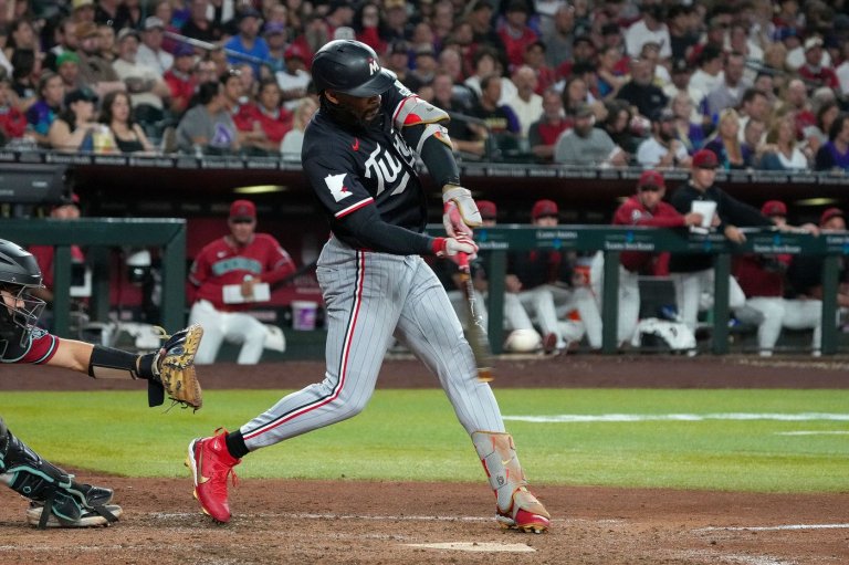 Buxton hits grand slam in 10-run inning, Twins rout Diamondbacks 16-8 | iNFOnews.ca
