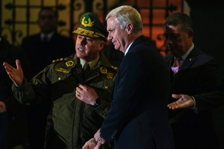 Chile moves hundreds of inmates to a new prison as President Kast ramps up security push | iNFOnews.ca