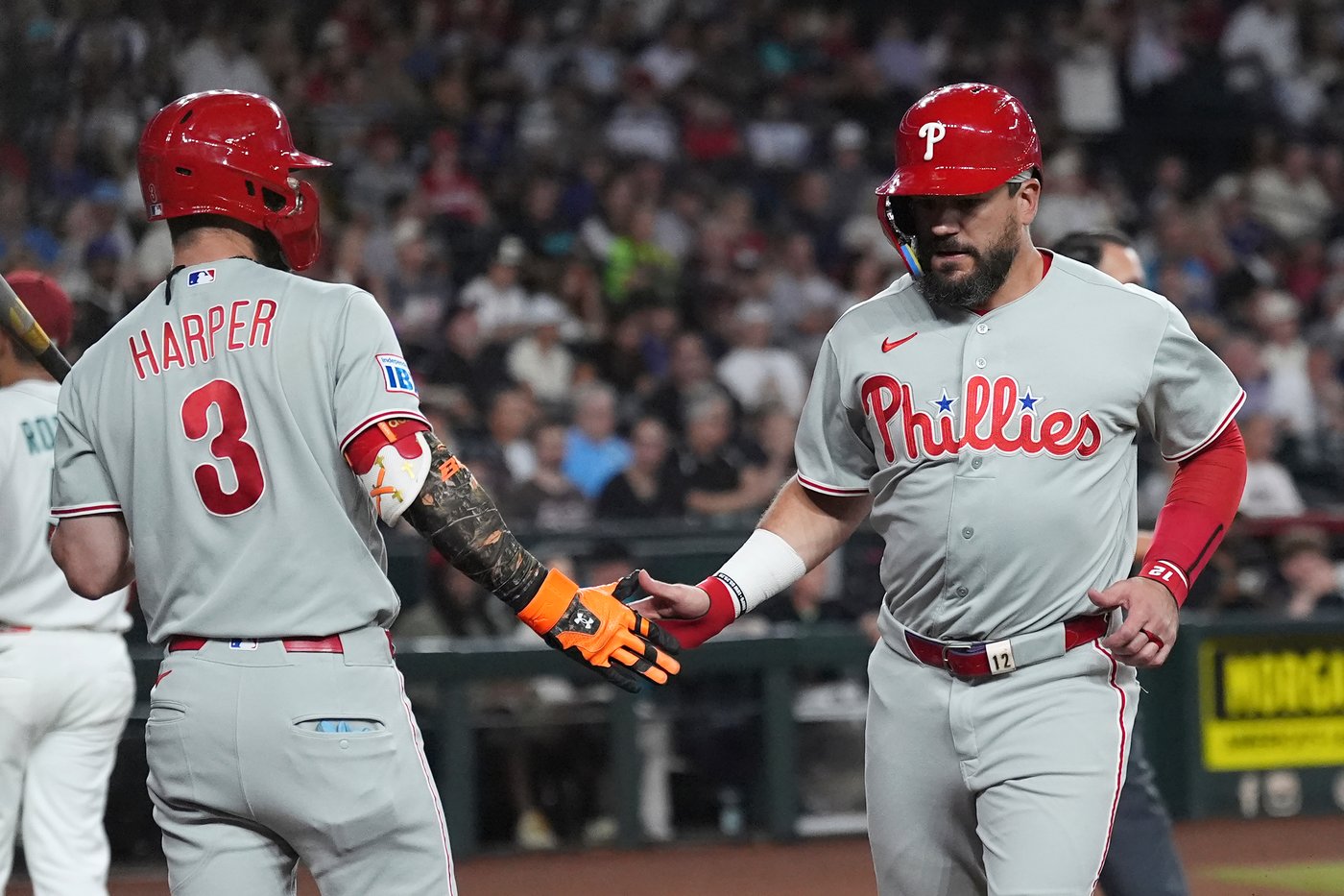 Bryce Harper reaches base 5 times, Phillies beat the Diamondbacks 7-1 for 6th straight win | iNFOnews.ca Bryce Harper reaches base 5 times, Phillies beat the Diamondbacks 7-1 for 6th straight win | iNFOnews.ca