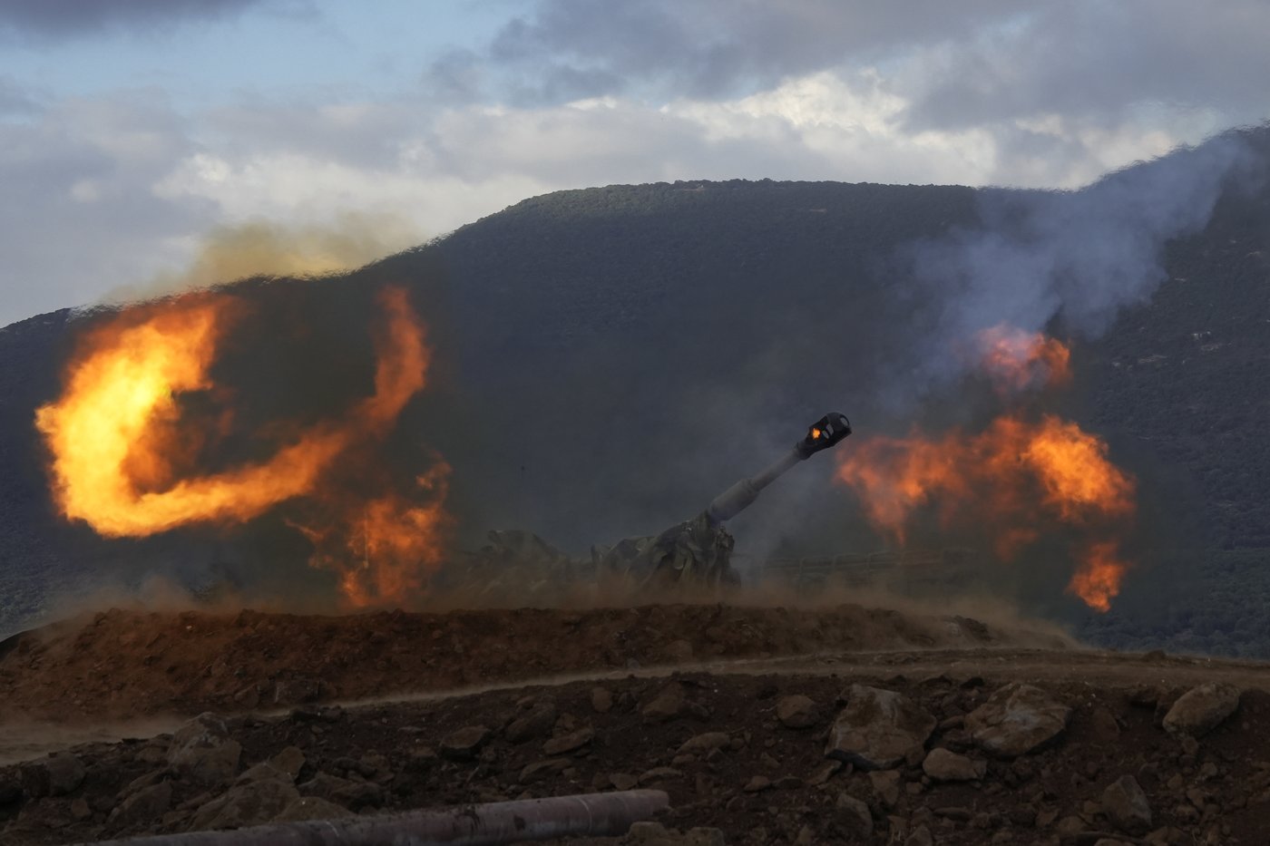 Palestinian officials say 32 killed in Israeli strikes on southern Gaza | iNFOnews.ca Palestinian officials say 32 killed in Israeli strikes on southern Gaza | iNFOnews.ca