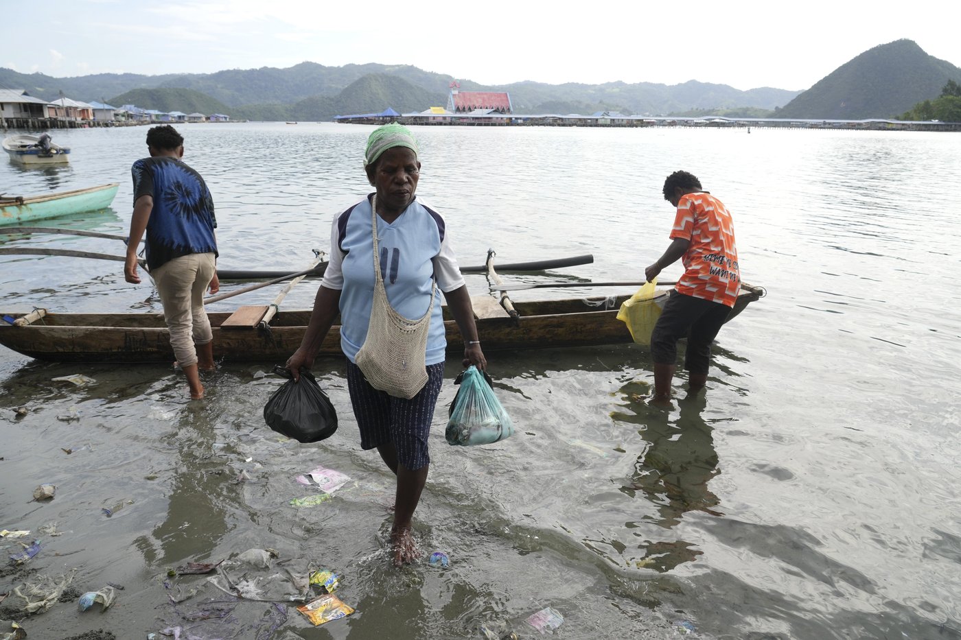 Papuan women's mangrove forest in Indonesia is increasingly threatened by development and pollution | iNFOnews.ca Papuan women's mangrove forest in Indonesia is increasingly threatened by development and pollution | iNFOnews.ca