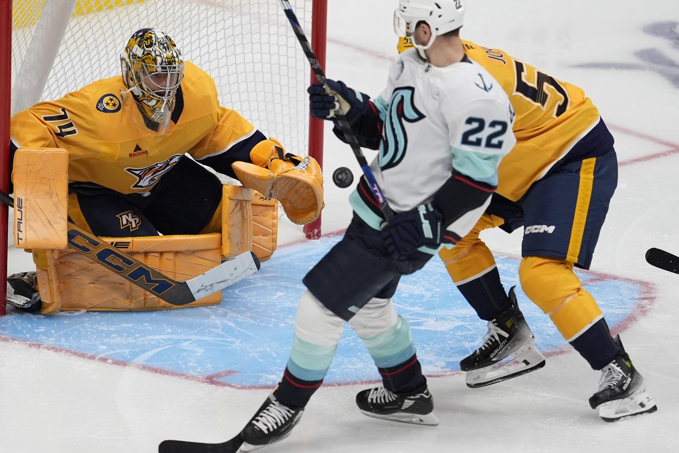 Kraken score 4 unanswered goals in 3rd period and send Predators to 3rd straight loss 7-3 | iNFOnews.ca