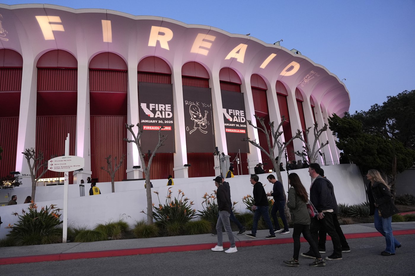 Taylor Swift will present at the Grammys. Here's more to know about Sunday's show | iNFOnews.ca Taylor Swift will present at the Grammys. Here's more to know about Sunday's show | iNFOnews.ca