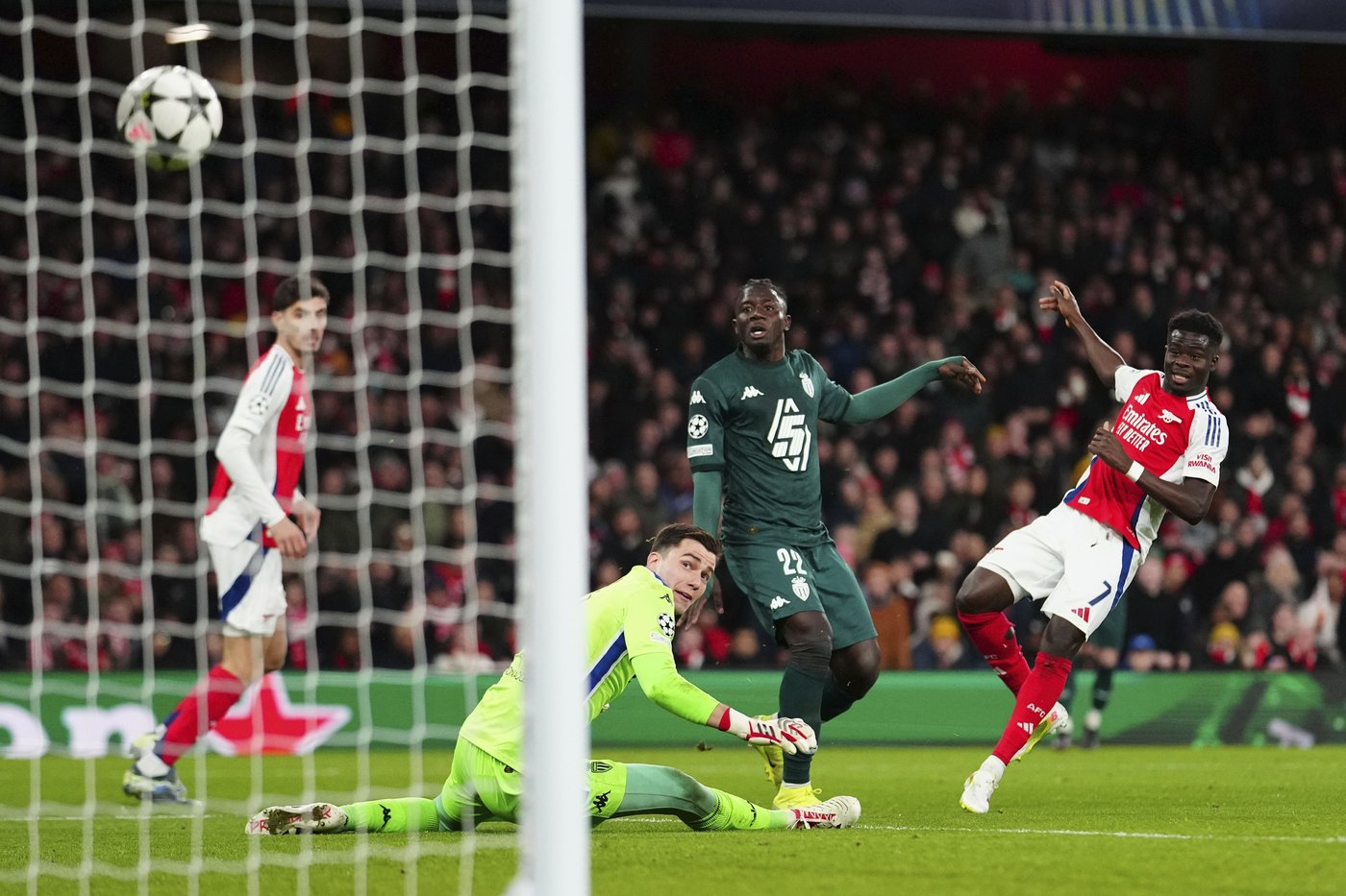 Saka denied a first Arsenal hat trick by his own teammate in Champions League win | iNFOnews.ca