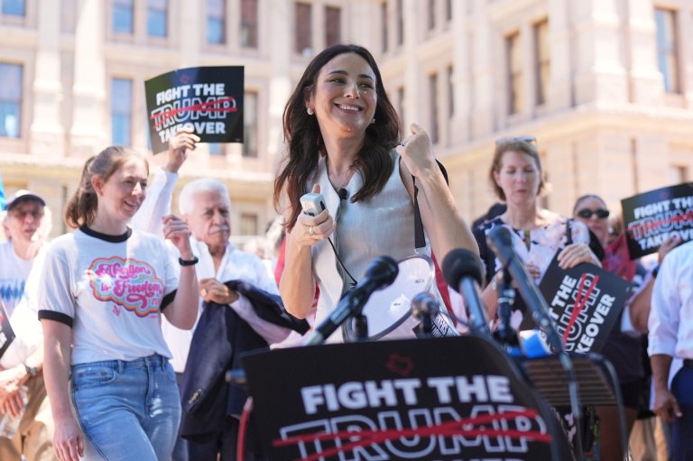 Texas Democrat Gina Hinojosa enters race for governor | iNFOnews.ca