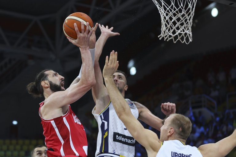Georgia stuns France to reach EuroBasket quarterfinals, Poland also advances | iNFOnews.ca