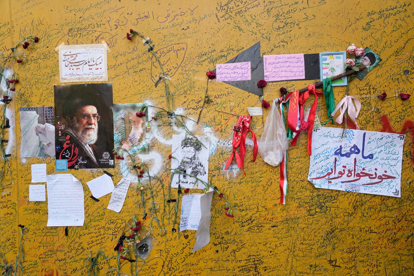 A look at the dayslong funeral for late Supreme Leader Khamenei in Iran and Iraq, in photos | iNFOnews.ca