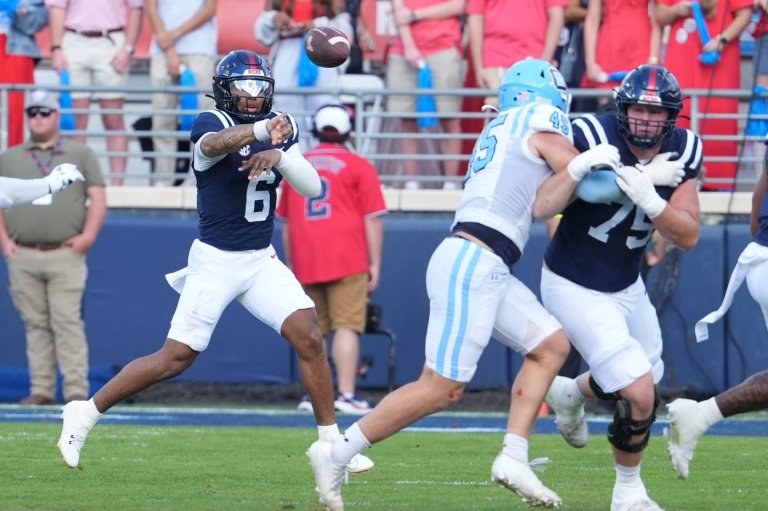 Chambliss passes for 3 scores, Lacy rushes for 3 TDs as No. 7 Mississippi beats The Citadel 49-0 | iNFOnews.ca
