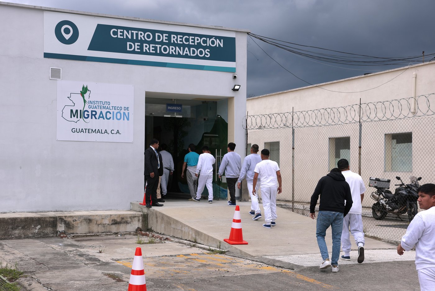 US signs agreements with Guatemala and Honduras to take asylum-seekers, Noem says | iNFOnews.ca