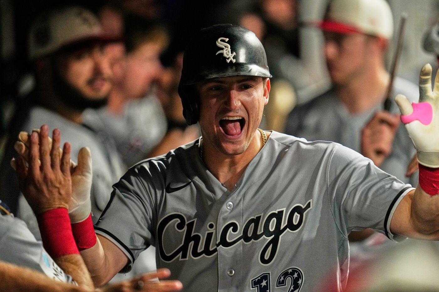 Montgomery homers to break tie, White Sox beat Guardians 3-1 to retake AL Central lead | iNFOnews.ca