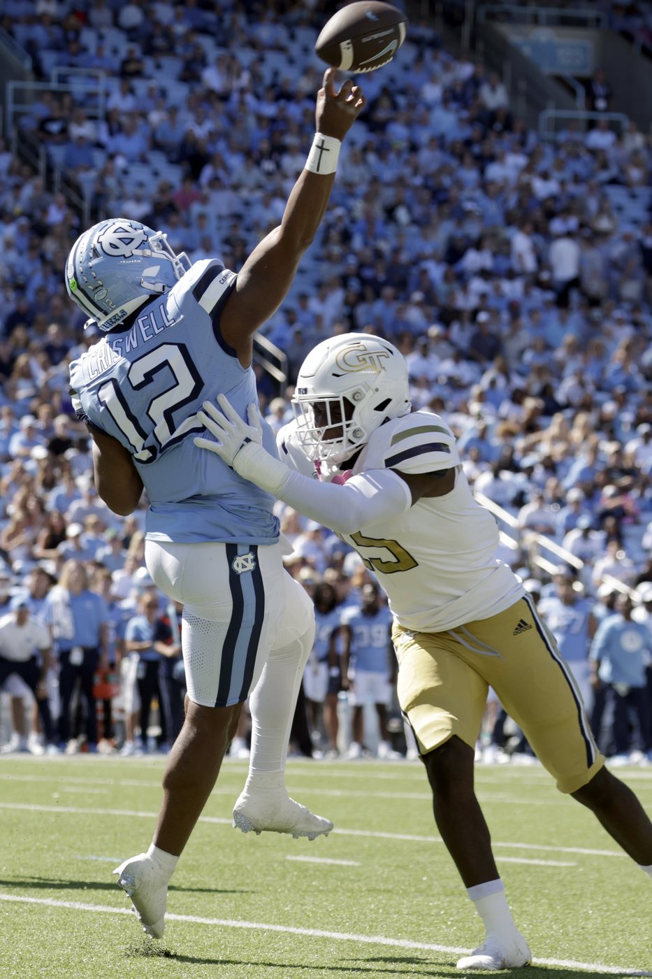 Jamal Haynes scampers 68 yards in final minute, lifting Georgia Tech over North Carolina 41-34 | iNFOnews.ca Jamal Haynes scampers 68 yards in final minute, lifting Georgia Tech over North Carolina 41-34 | iNFOnews.ca