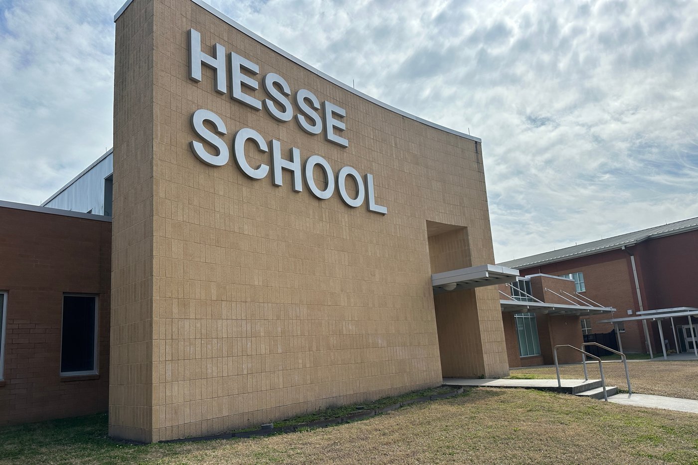Cherished teacher mourned following deadly crash with driver who was being pursued by ICE | iNFOnews.ca Cherished teacher mourned following deadly crash with driver who was being pursued by ICE | iNFOnews.ca