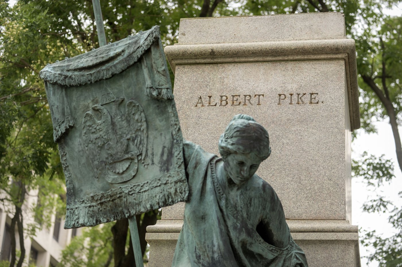 Confederate statues in DC area to be restored and replaced in line with Trump's executive order | iNFOnews.ca