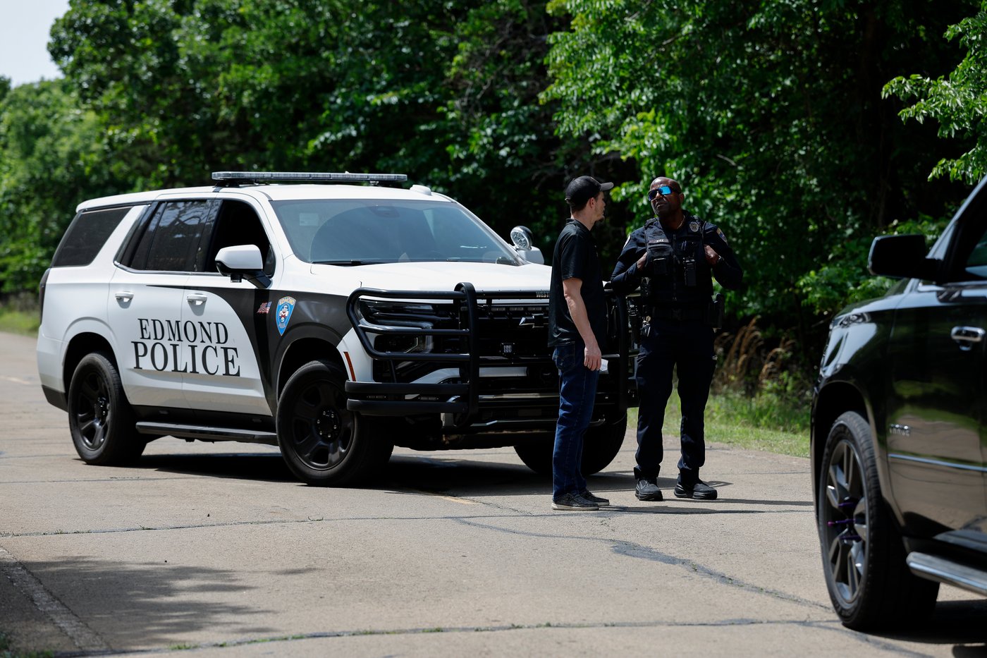 Police search for suspects in Oklahoma shooting that sent at least 18 people to hospitals | iNFOnews.ca Police search for suspects in Oklahoma shooting that sent at least 18 people to hospitals | iNFOnews.ca