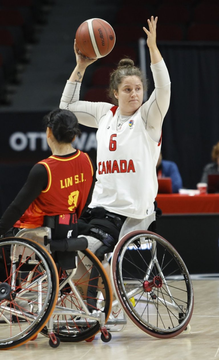 Young, Dandeau lead Canada past China 66-62 at women's wheelchair basketball worlds | iNFOnews.ca