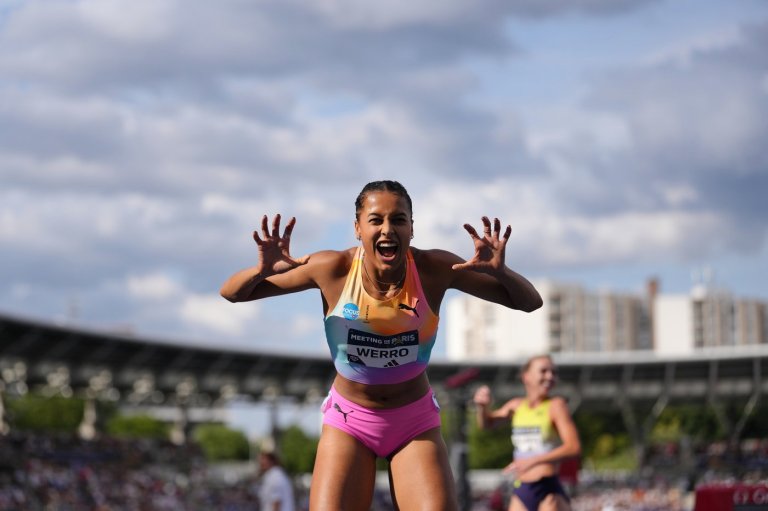 Track star Audrey Werro edges closer in duel with Keely Hodgkinson to break 43-year record in 800 | iNFOnews.ca