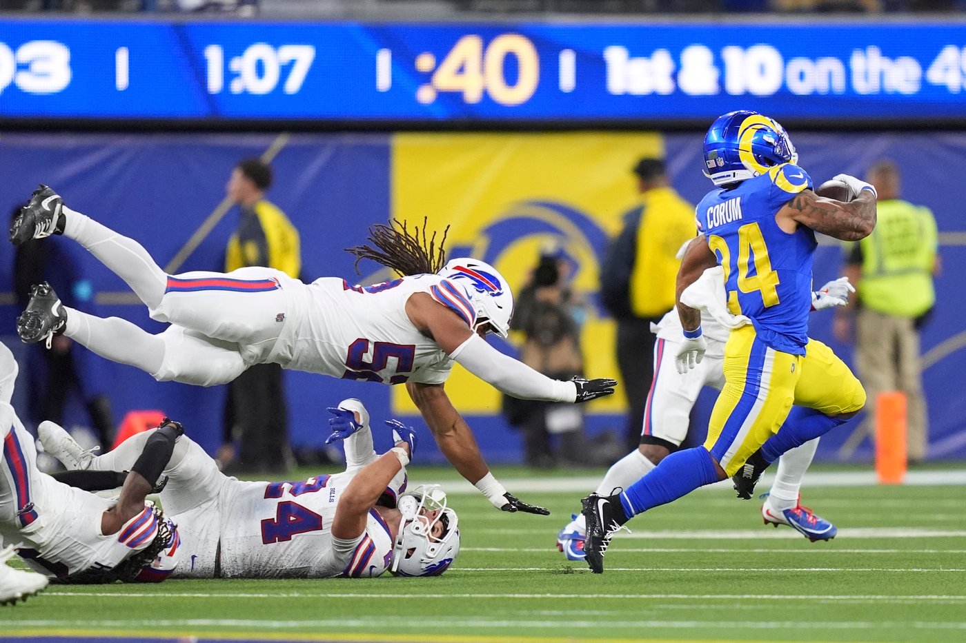 Josh Allen racks up 331 yards and Bills outlast Rams with help from blocked FG for 37-34 win in OT | iNFOnews.ca