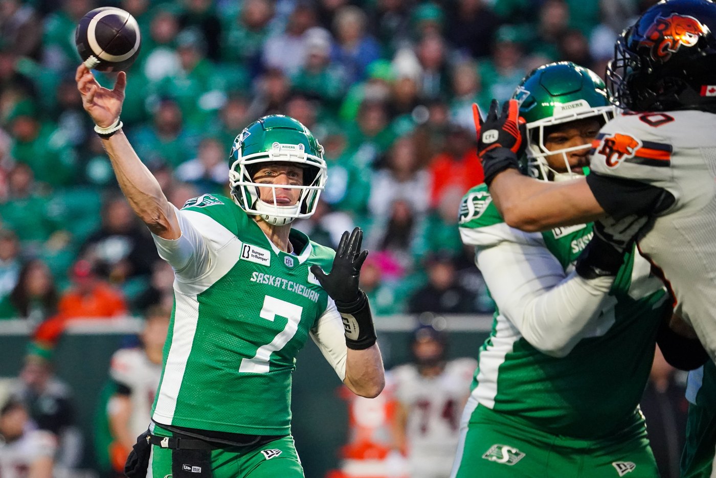 Longtime rivals to meet in West final as Blue Bombers host Roughriders | iNFOnews.ca