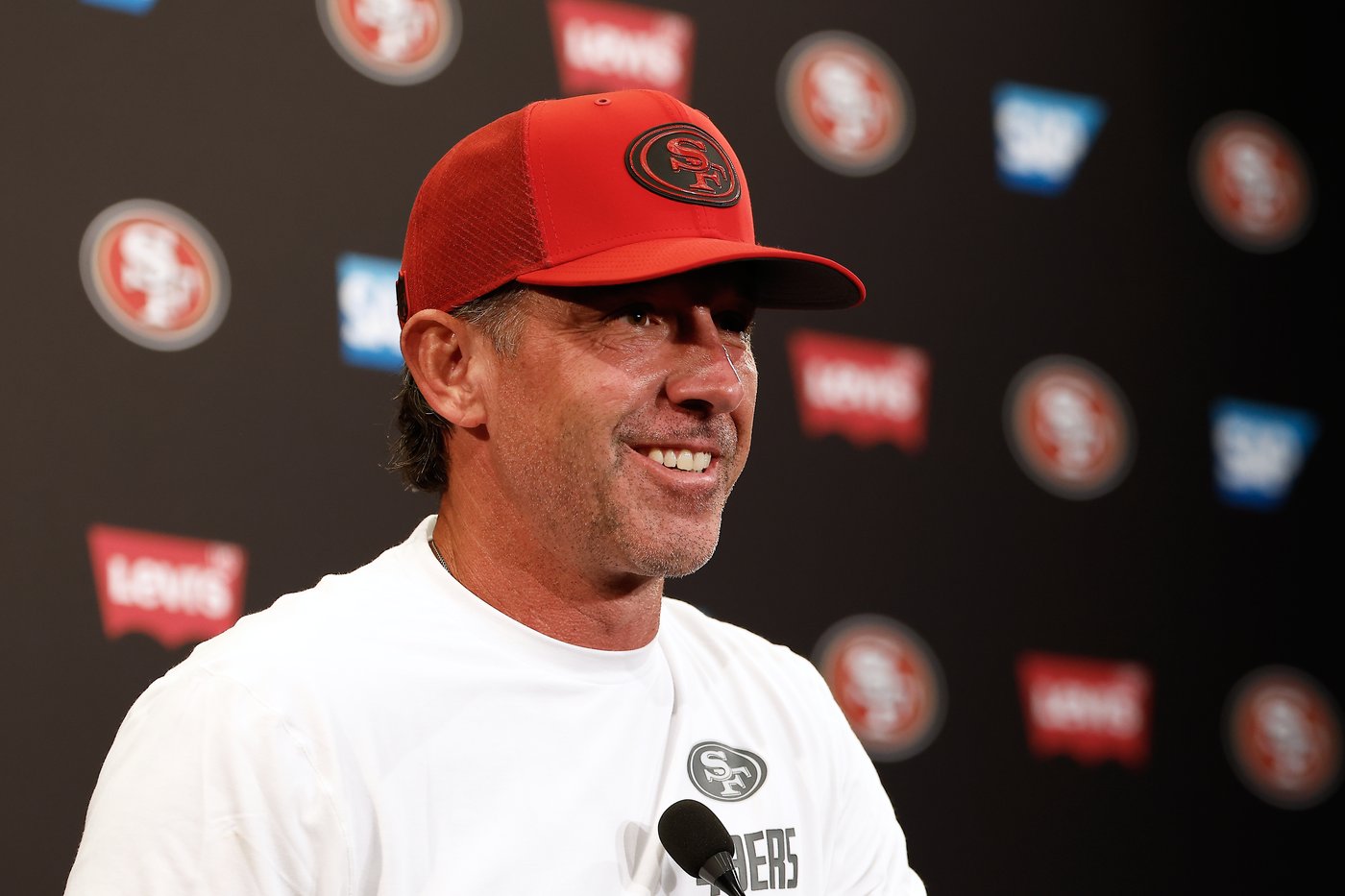 49ers coach Kyle Shanahan faces another disciple in game against Cardinals coach Mike LaFleur | iNFOnews.ca 49ers coach Kyle Shanahan faces another disciple in game against Cardinals coach Mike LaFleur | iNFOnews.ca