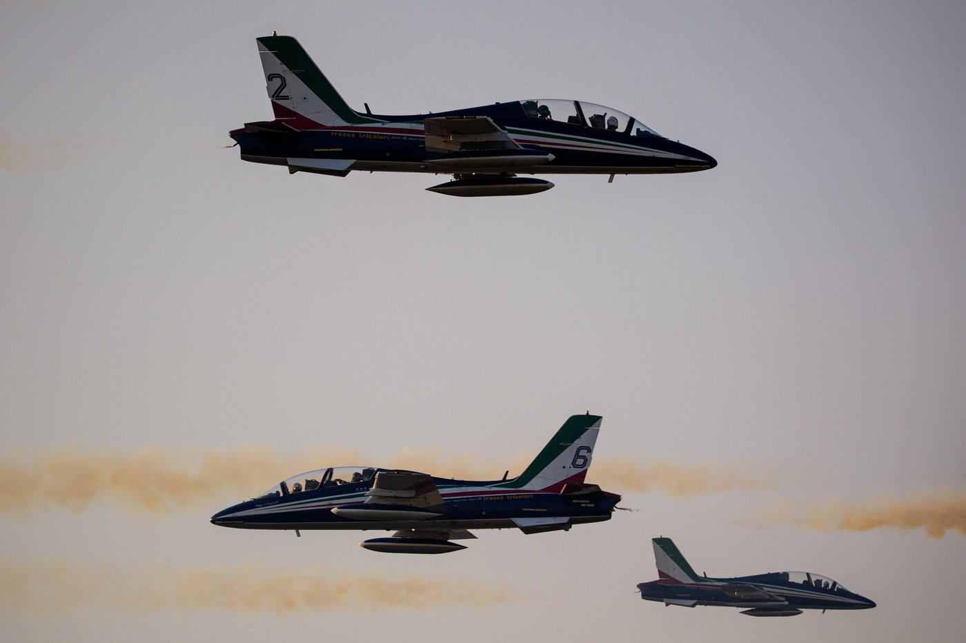 Aircraft and aerobatics dazzle at Bucharest air show, in photos | iNFOnews.ca