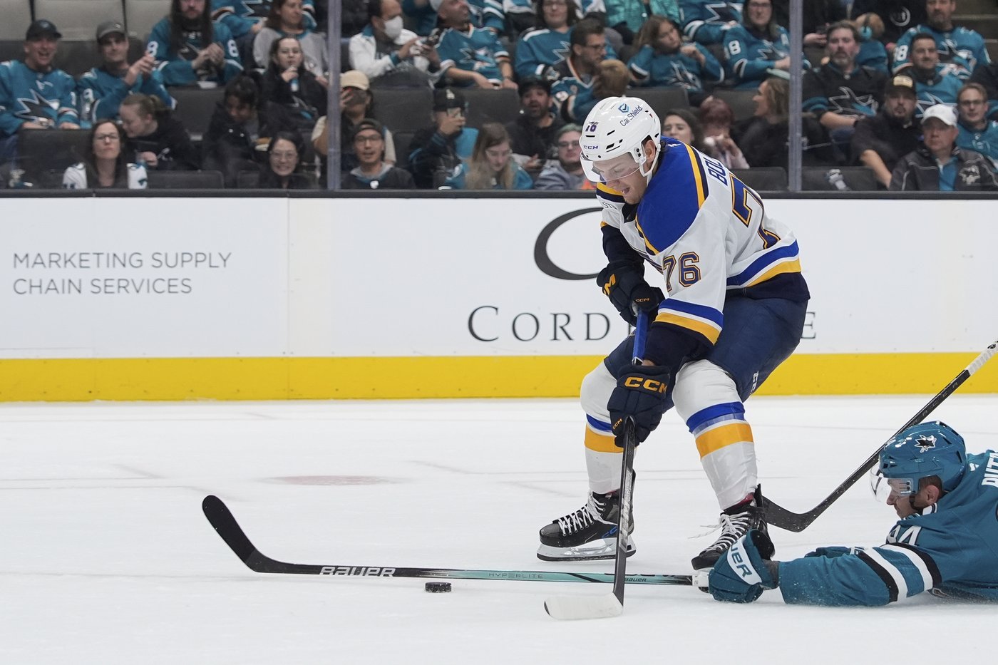 Blues spoil Celebrini's impressive debut with 5-4 overtime win over the Sharks | iNFOnews.ca