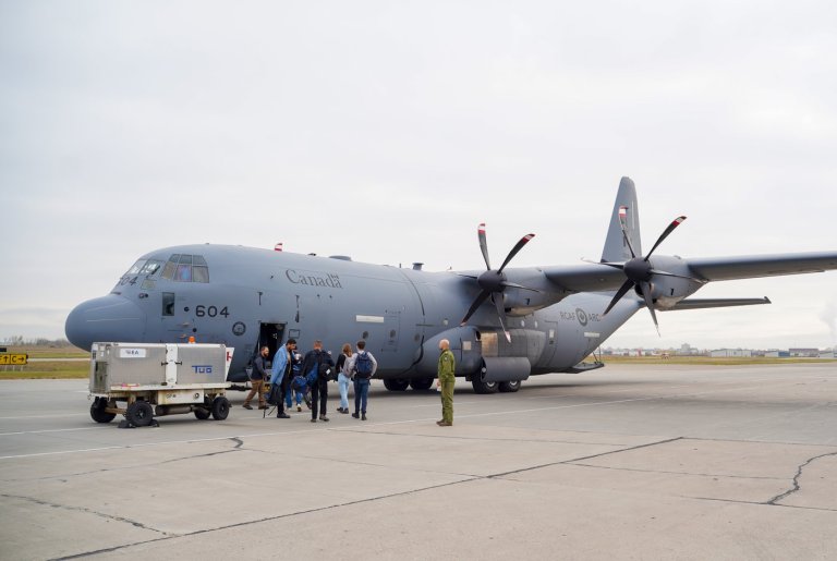 Used Hercules military transports to be sold, turned into waterbombers | iNFOnews.ca