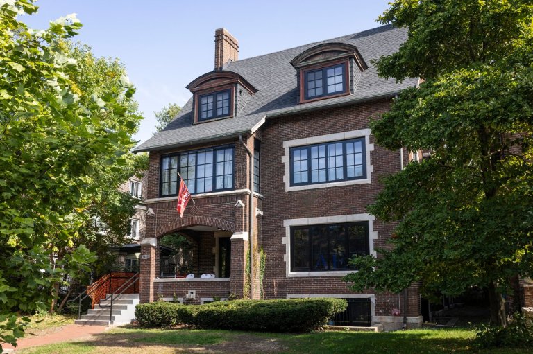 Police investigate report of sexual assault at a fraternity party near the University of Chicago | iNFOnews.ca