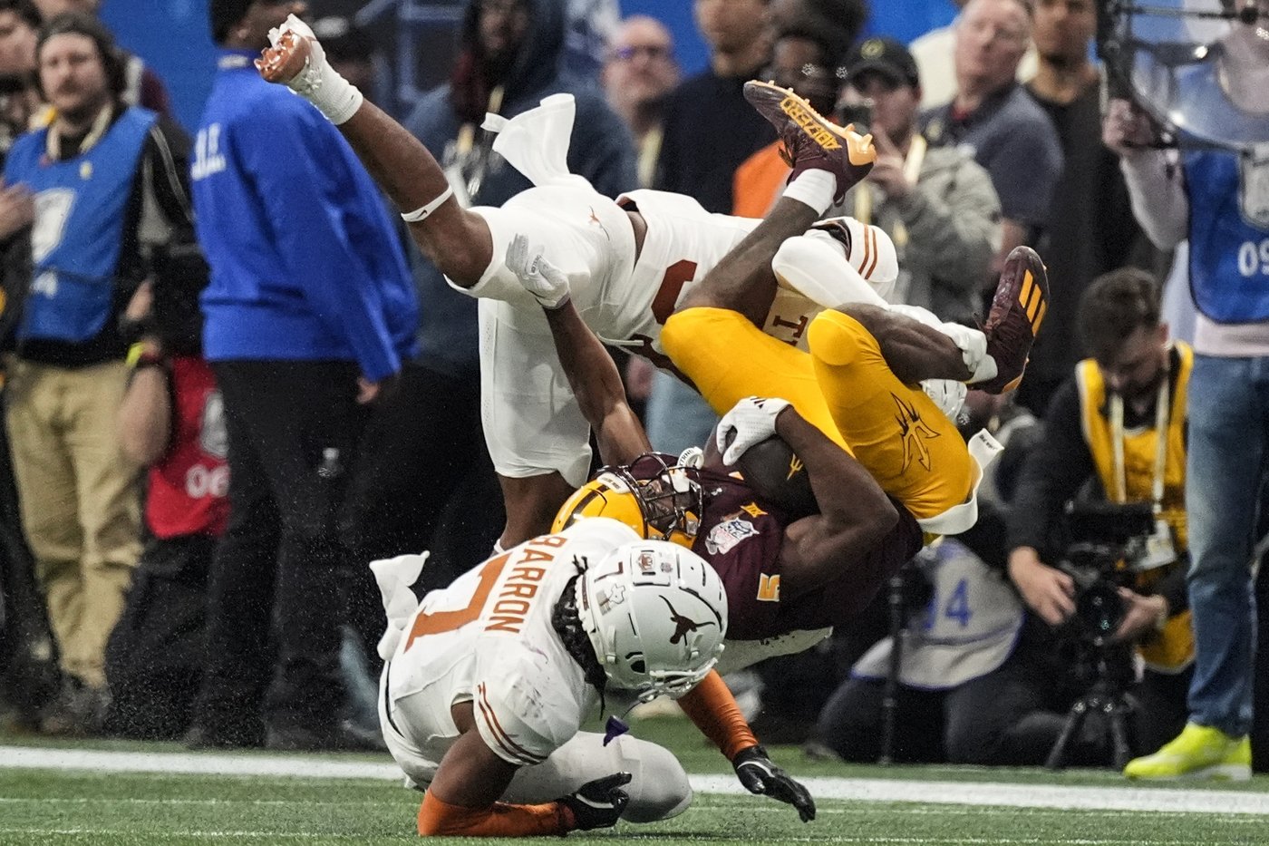 Skattebo's do-it-all show is not enough to overcome Arizona State's 4th-down woes against Texas | iNFOnews.ca