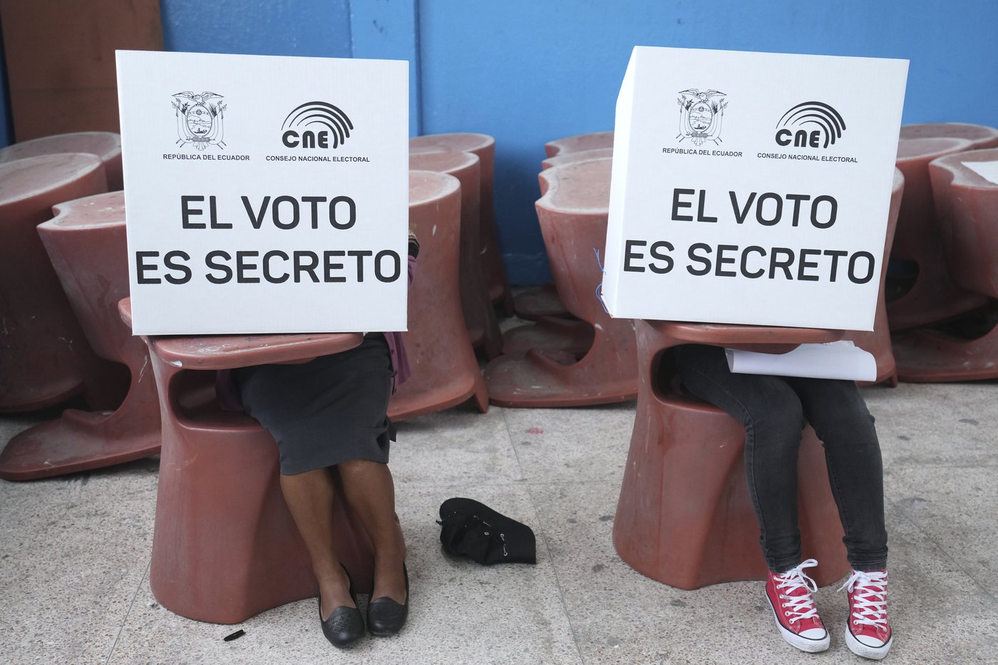 Ecuador's presidential runoff will test the influence of former President Correa | iNFOnews.ca