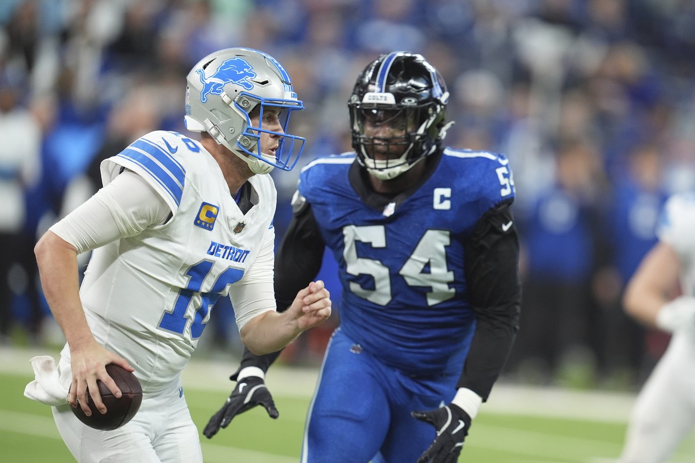 Colts defense picks up the pace as offense continues searching for answers to red zone woes | iNFOnews.ca