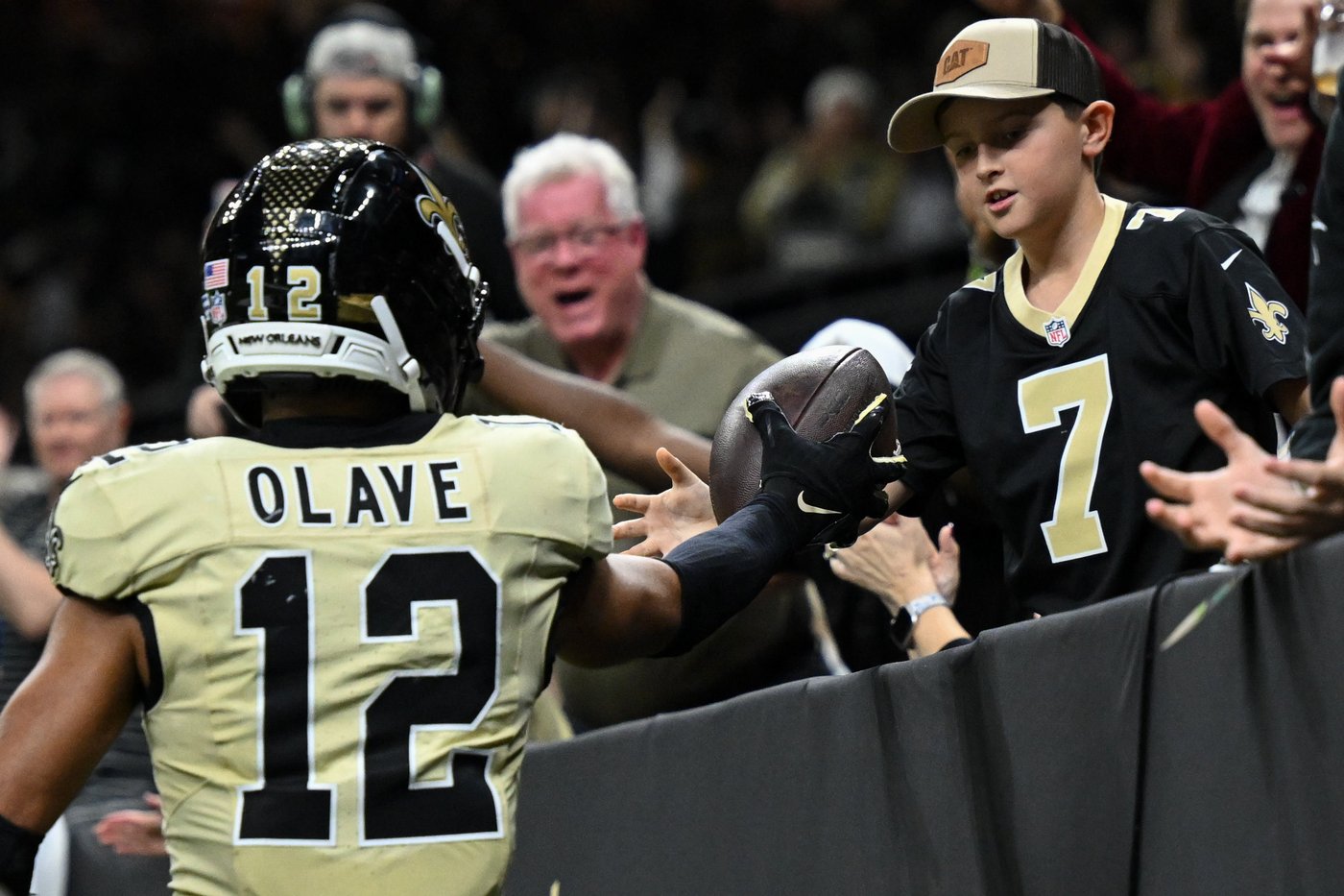 Rookie QBs face off as Saints visit the Titans in their home finale | iNFOnews.ca