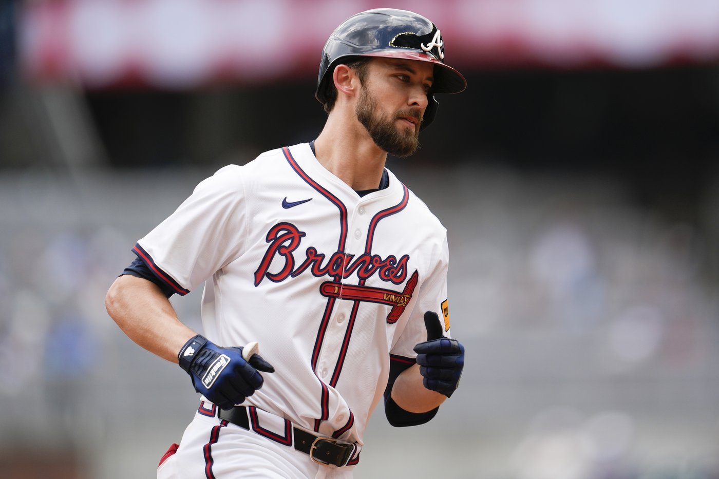 Eli White's 3-run homer in 8th inning lifts Braves to 4-1 win over Cardinals | iNFOnews.ca