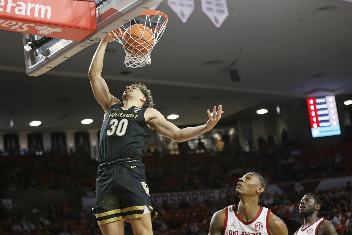 Oklahoma routs No. 24 Vanderbilt 97-67 for 3rd win in 4 games | iNFOnews.ca Oklahoma routs No. 24 Vanderbilt 97-67 for 3rd win in 4 games | iNFOnews.ca