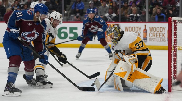 Avalanche rally past Penguins 5-2 as MacKinnon posts 3 assists and a goal | iNFOnews.ca