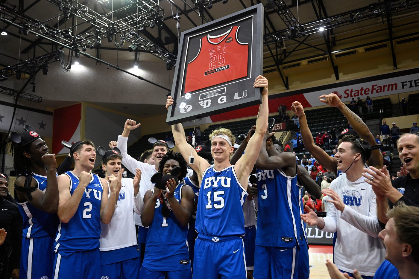 Saunders, Wright help No. 9 BYU edge Dayton 83-79 to win ESPN Events Invitational | iNFOnews.ca