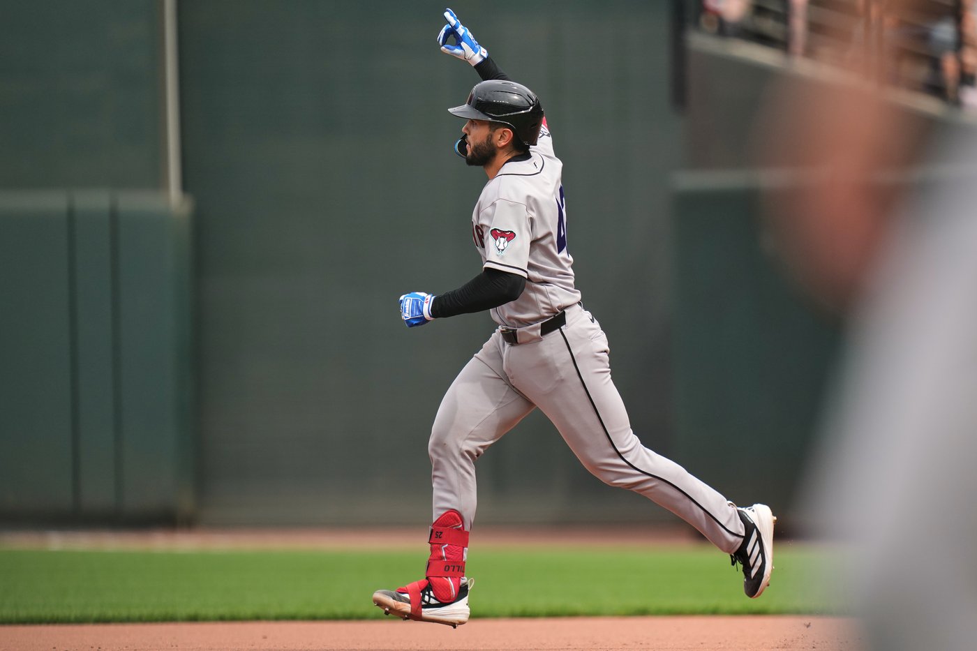 Adrian Del Castillo homers in the 10th inning to lead Diamondbacks to 8-5 win over Orioles | iNFOnews.ca