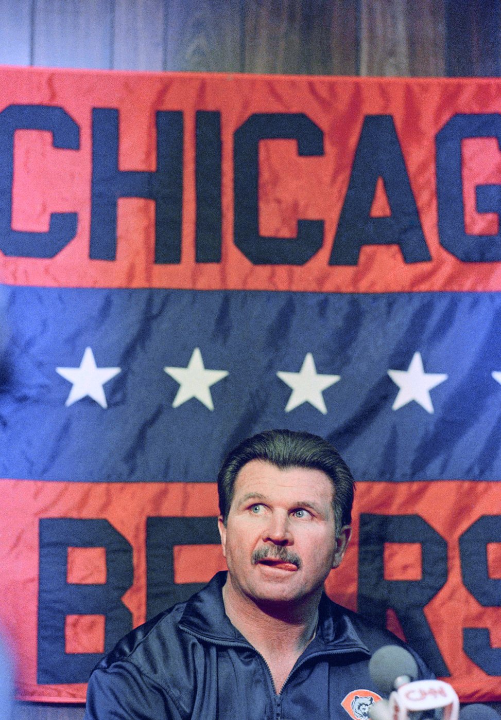 Mike Ditka, the quintessential Chicago Bear and a Pro Football Hall of Famer, dies at 86 | iNFOnews.ca Mike Ditka, the quintessential Chicago Bear and a Pro Football Hall of Famer, dies at 86 | iNFOnews.ca