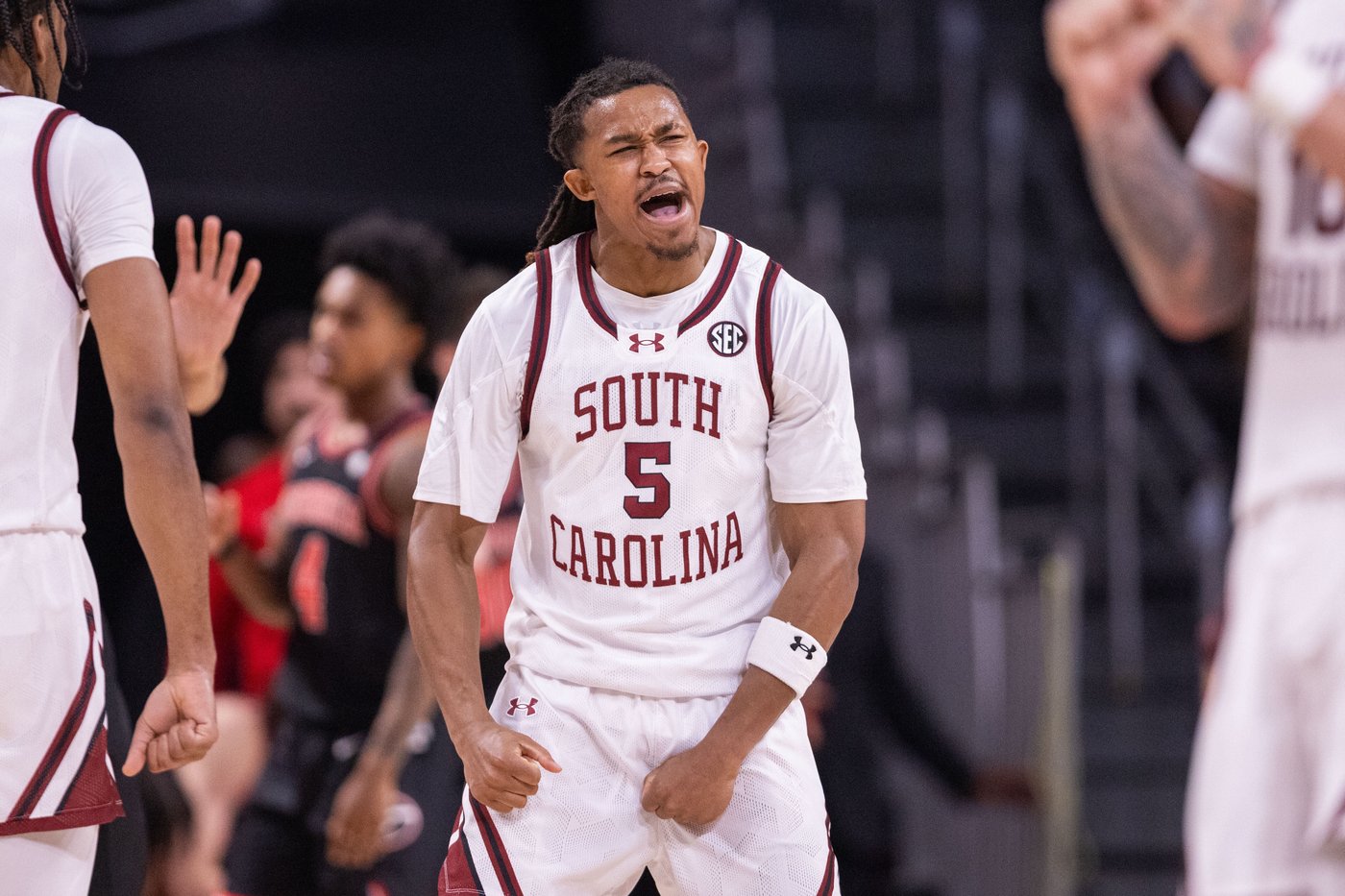Catchings, Cyril lead second-half rally as No. 18 Georgia beats South Carolina 75-70 | iNFOnews.ca Catchings, Cyril lead second-half rally as No. 18 Georgia beats South Carolina 75-70 | iNFOnews.ca