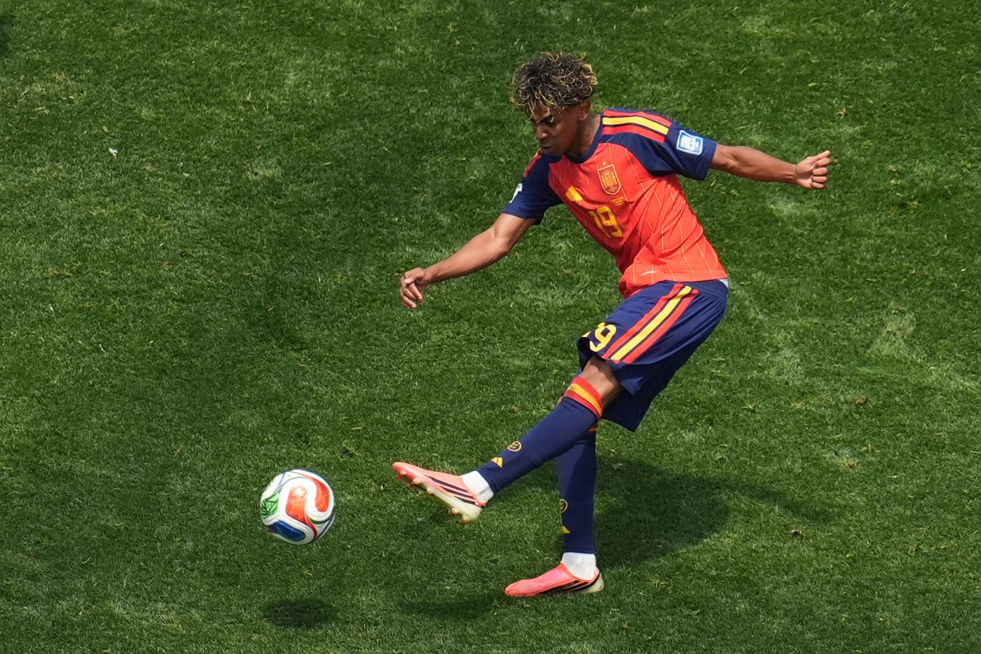 Lamine Yamal without a goal, yet Spain's young superstar is attacking threat in a 3-0 knockout win | iNFOnews.ca