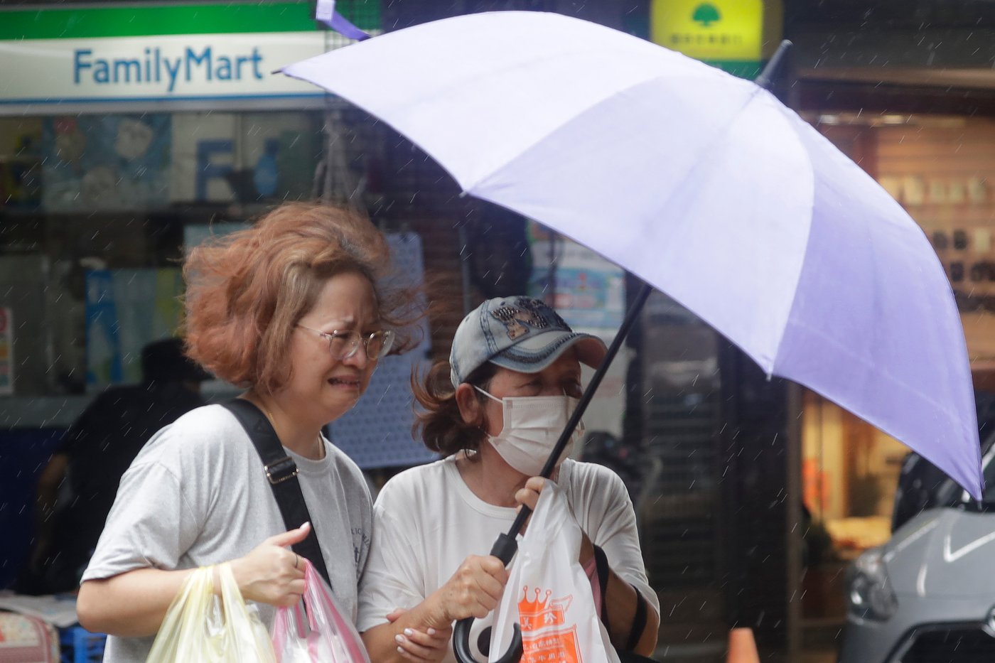 Taiwan shuts schools and grounds flights as Typhoon Champi brushes by | iNFOnews.ca Taiwan shuts schools and grounds flights as Typhoon Champi brushes by | iNFOnews.ca