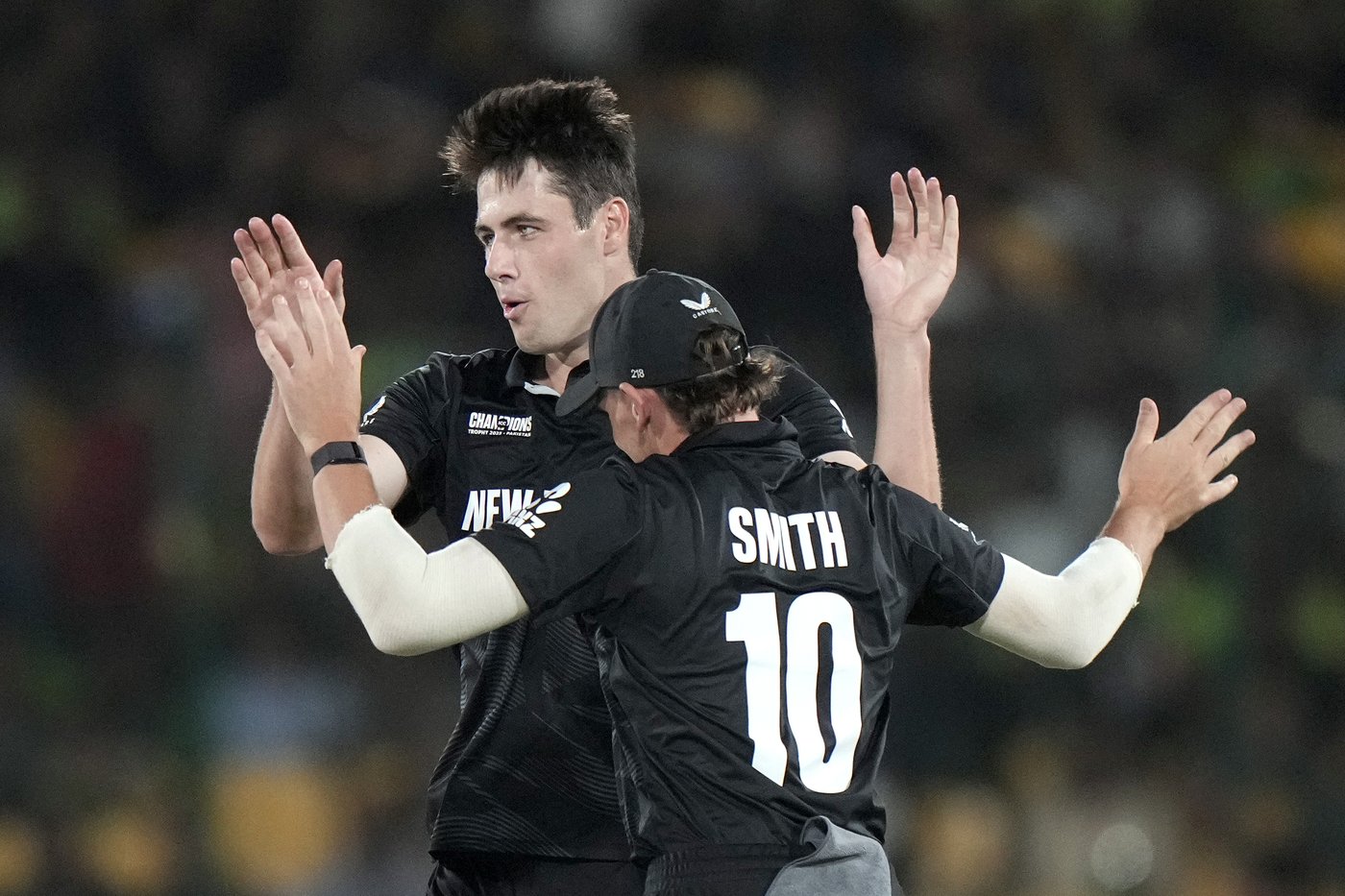 Latham and Young centuries propel New Zealand to big win over Pakistan in Champions Trophy opener | iNFOnews.ca Latham and Young centuries propel New Zealand to big win over Pakistan in Champions Trophy opener | iNFOnews.ca