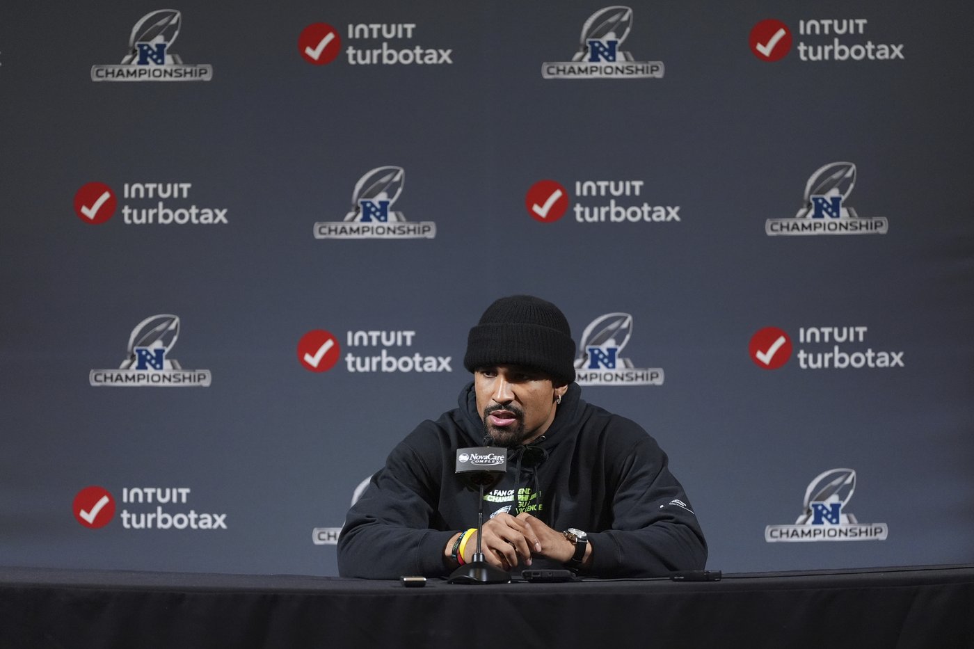 Eagles' Jalen Hurts ready to face Commanders in NFC title game on balky left knee | iNFOnews.ca Eagles' Jalen Hurts ready to face Commanders in NFC title game on balky left knee | iNFOnews.ca