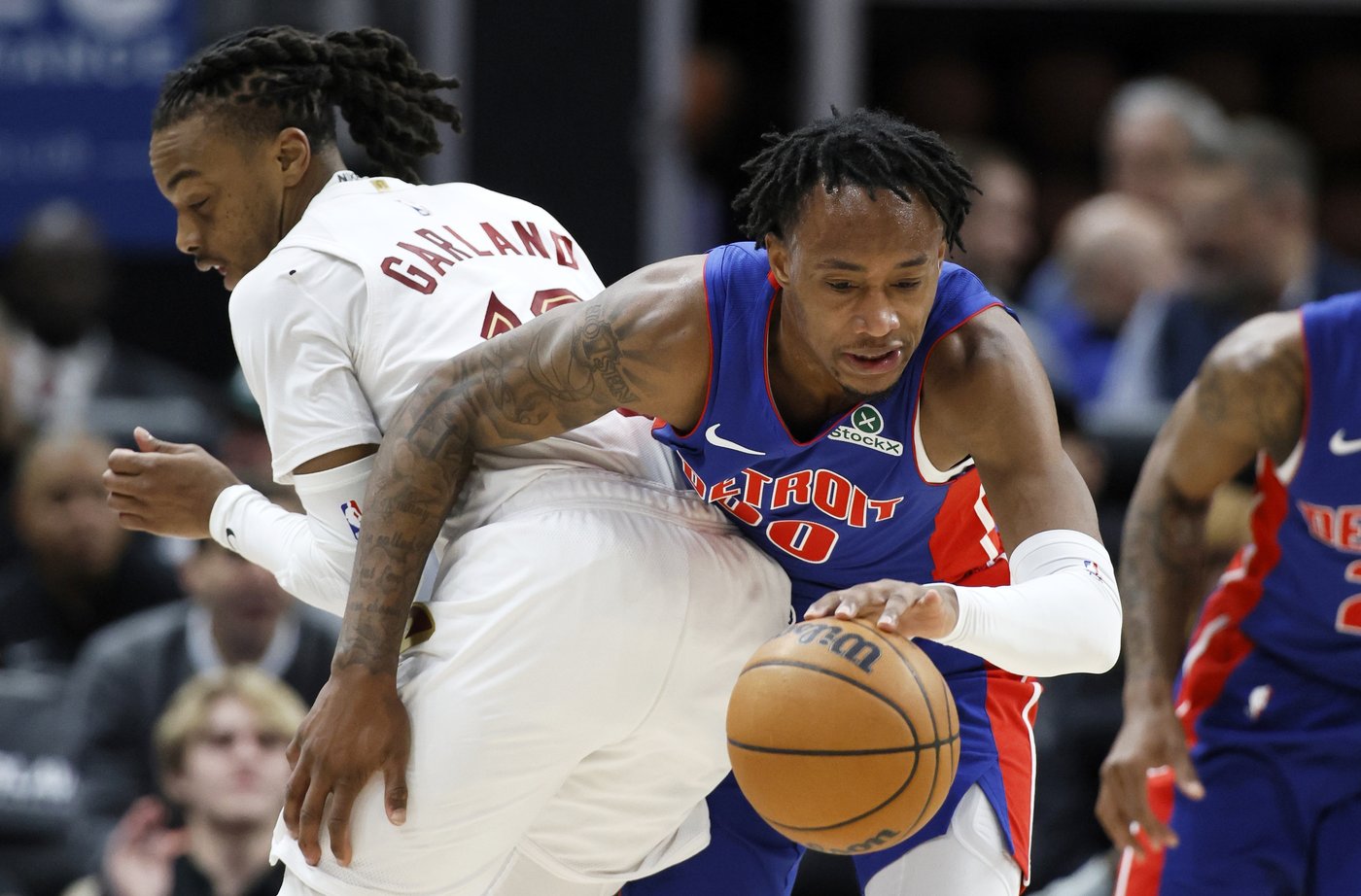 Garland's deep buzzer-beating 3-pointer gives Cavs 118-115 win over Pistons | iNFOnews.ca Garland's deep buzzer-beating 3-pointer gives Cavs 118-115 win over Pistons | iNFOnews.ca