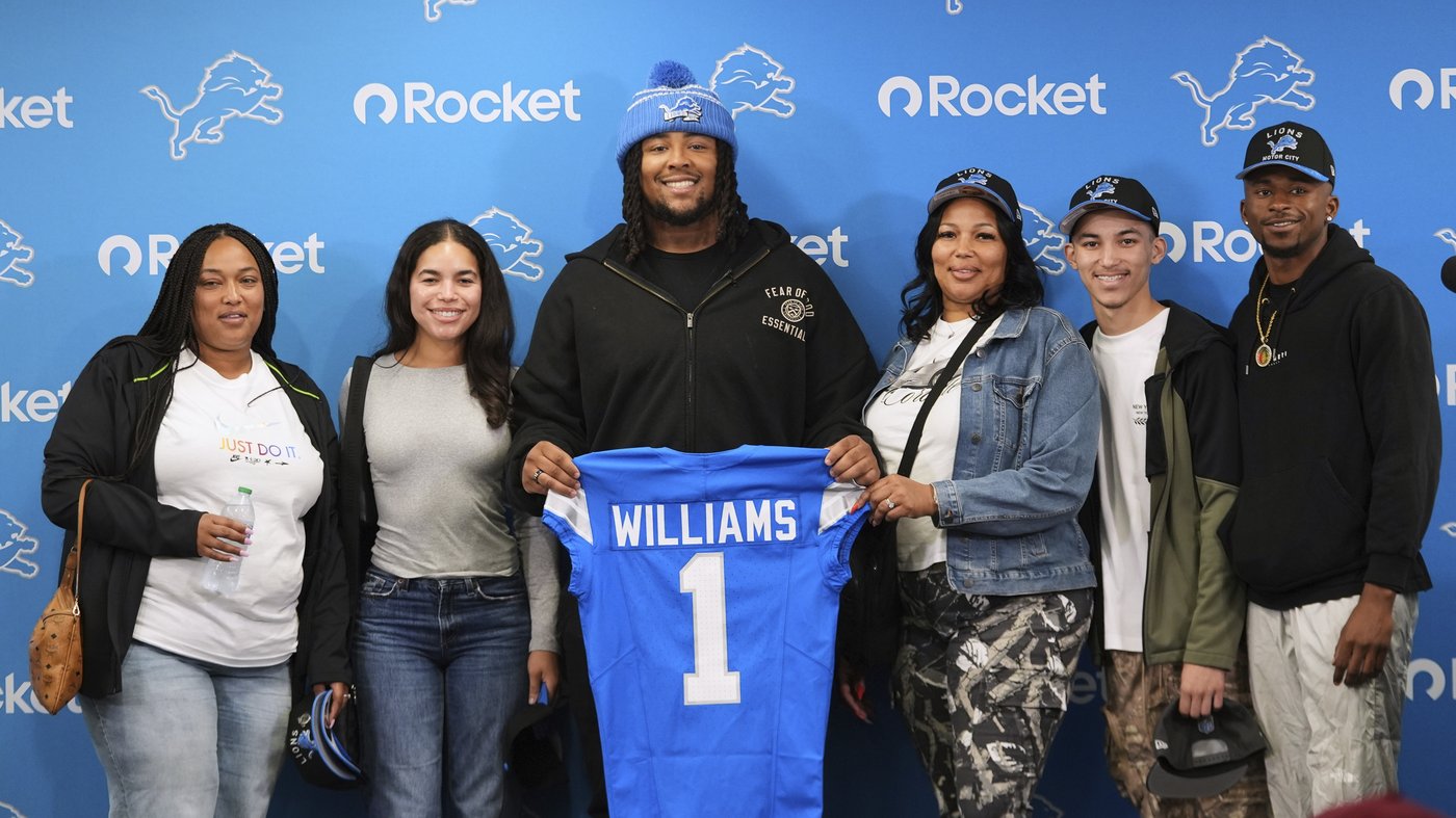 Lions GM Brad Holmes drafts 3 Georgia players and makes history with first pick from Egypt | iNFOnews.ca