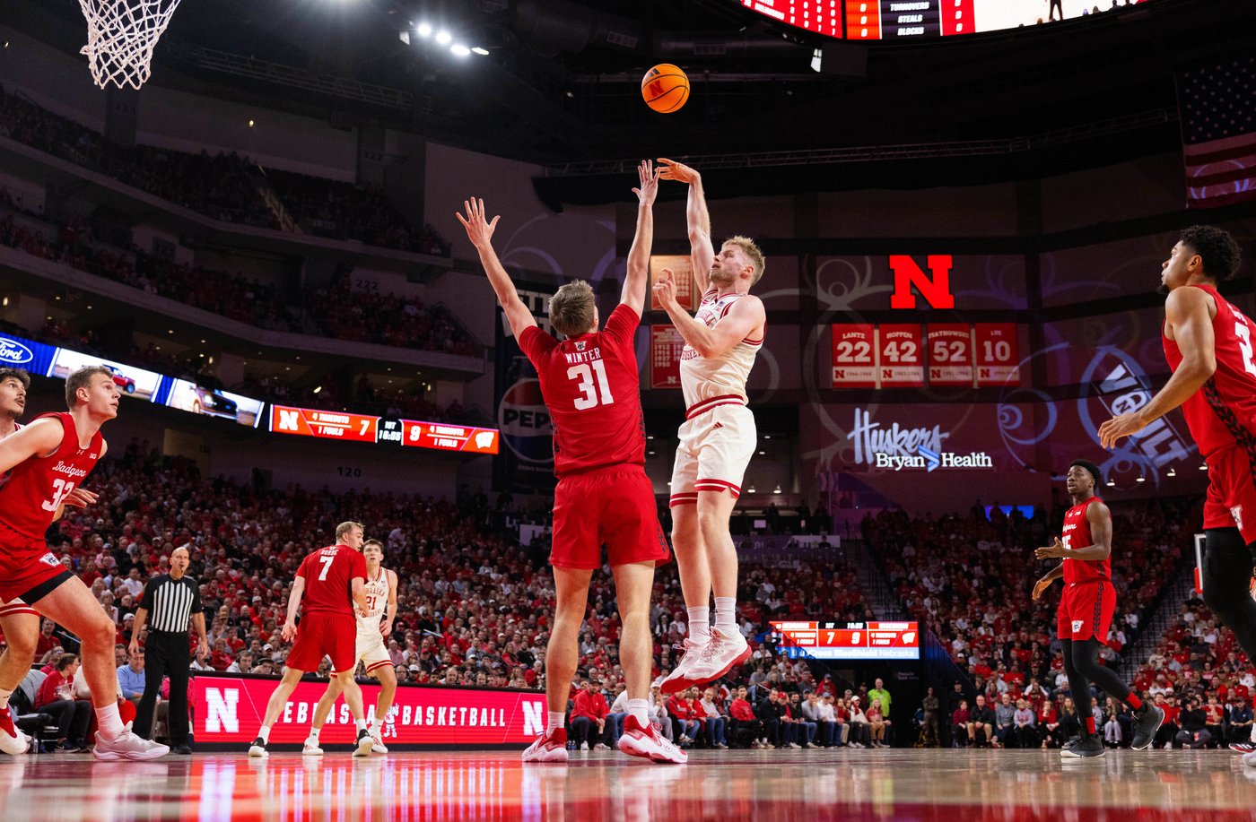 No. 23 Nebraska matches best start in school history at 10-0, beats Wisconsin 90-60 | iNFOnews.ca