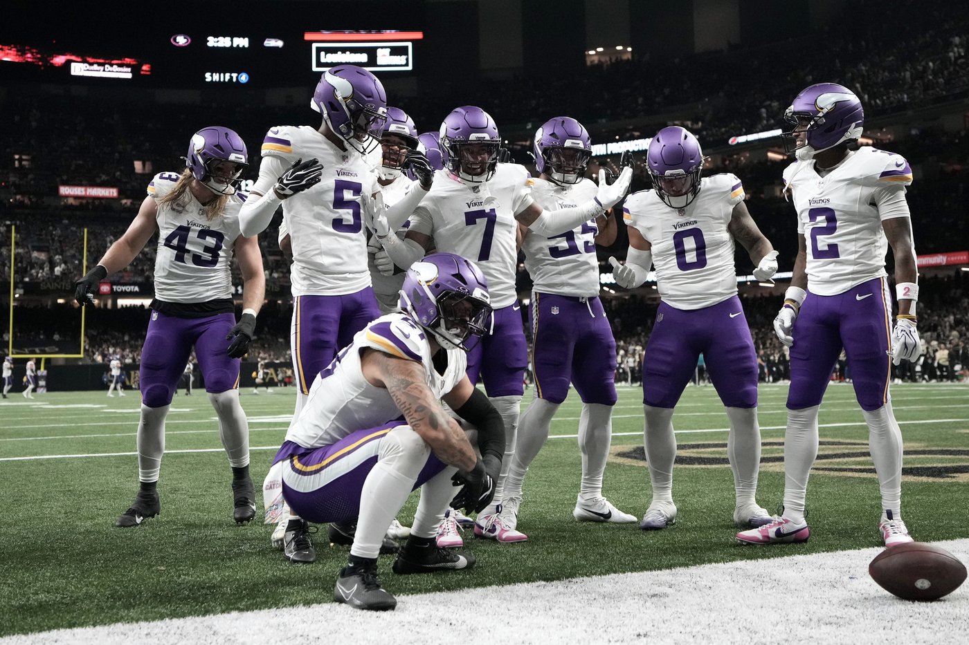 Vikings defense remains dominant in New Orleans as Minnesota improves to 5-0 | iNFOnews.ca