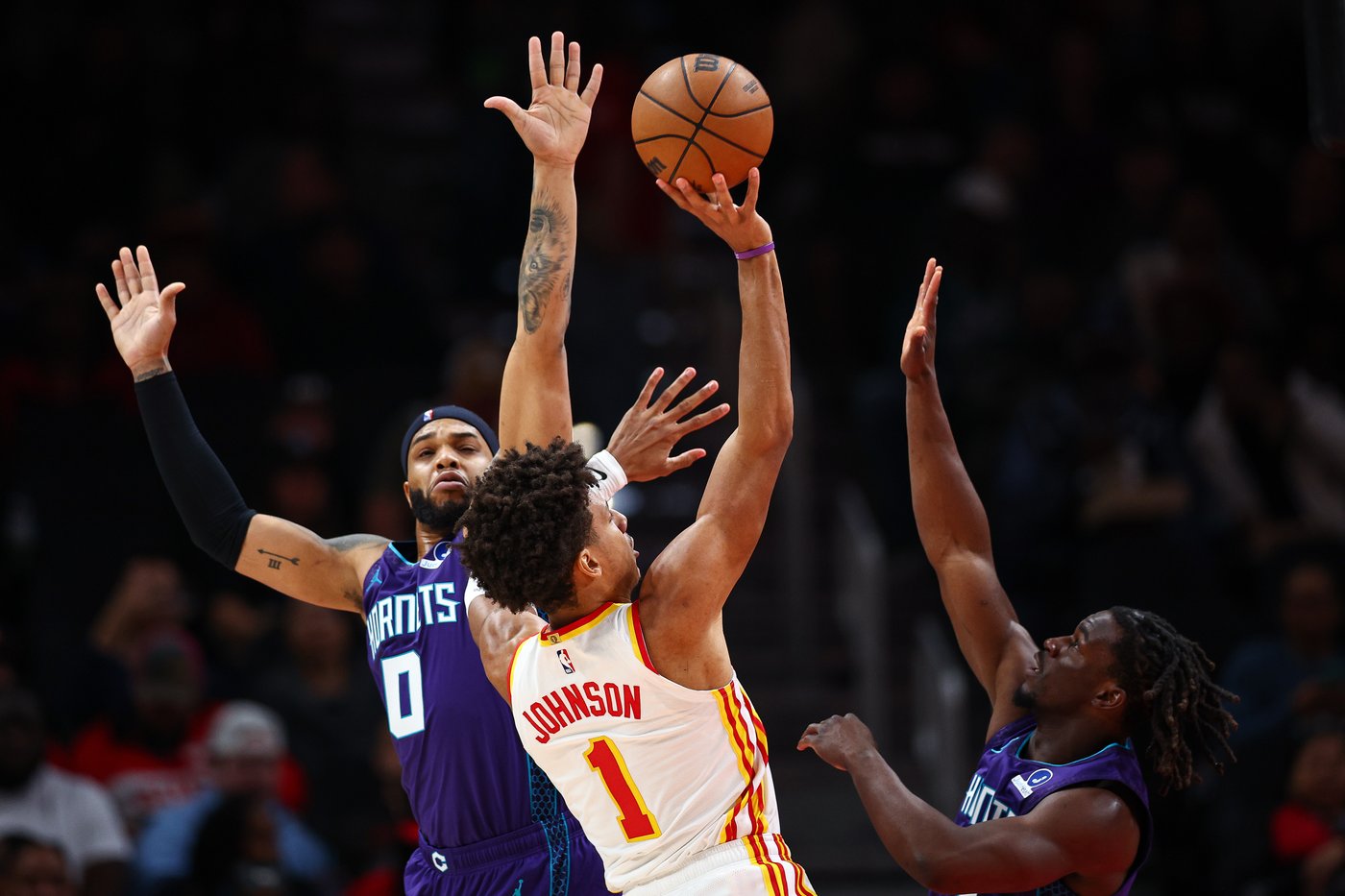Jalen Johnson scores 28 and lifts Hawks over Hornets 113-110 | iNFOnews.ca Jalen Johnson scores 28 and lifts Hawks over Hornets 113-110 | iNFOnews.ca