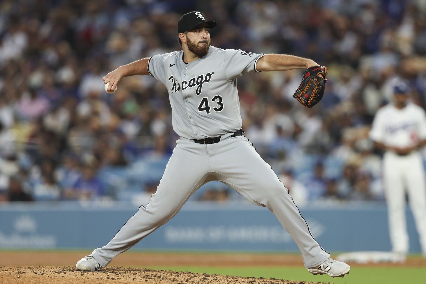 Dustin May's perfect game bid broken up in Dodgers' sweep of White Sox | iNFOnews.ca Dustin May's perfect game bid broken up in Dodgers' sweep of White Sox | iNFOnews.ca