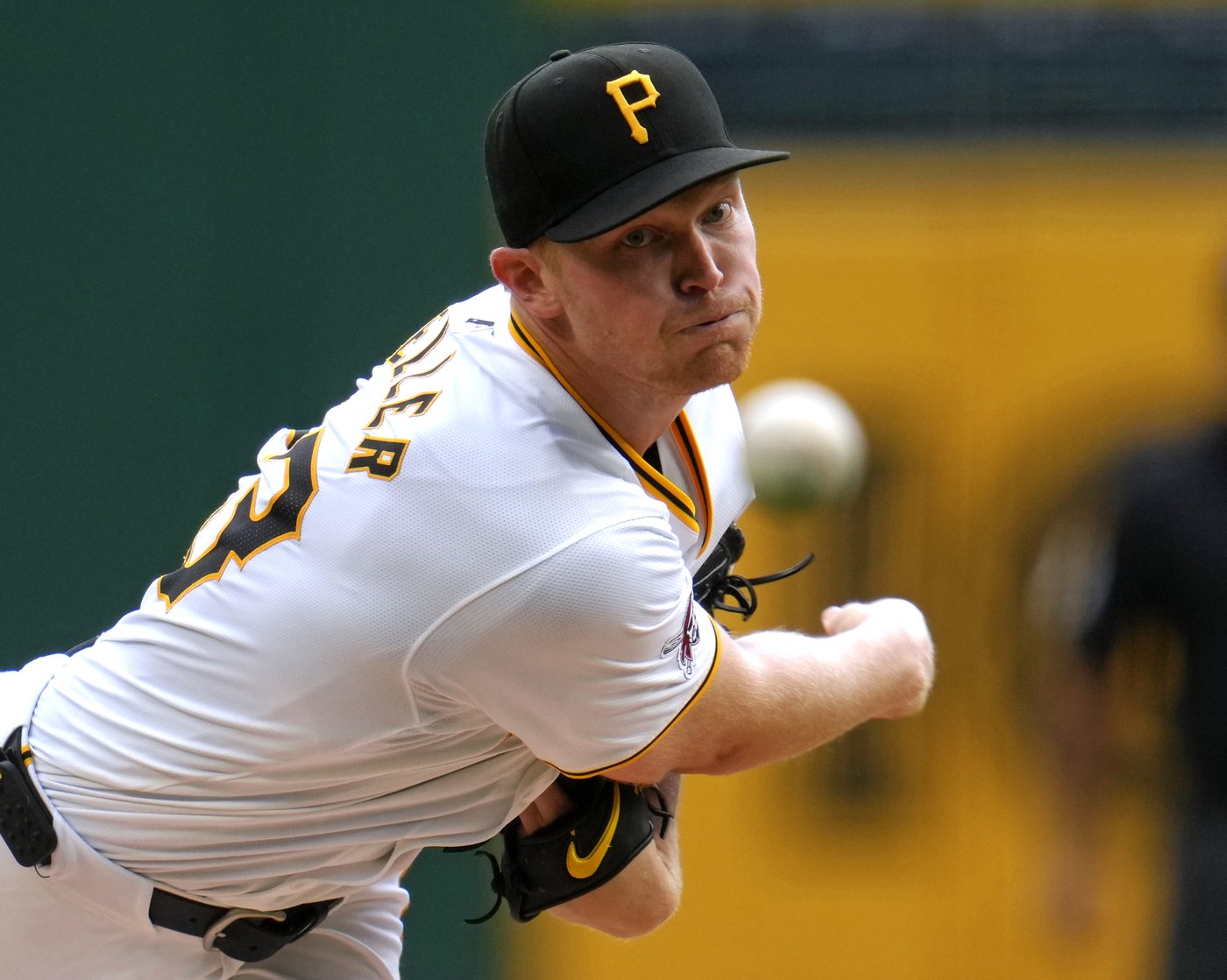 Civale pitches 6 shutout innings, Ortiz has 3 hits in Brewers' 5-2 win over Pirates | iNFOnews.ca